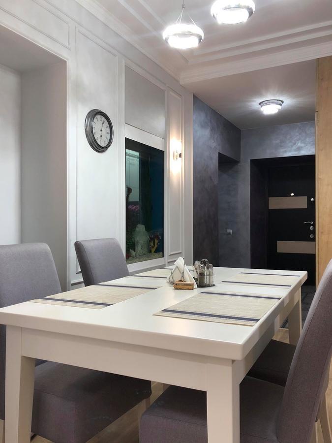 Lux Apartment Ruska Lviv Exterior foto