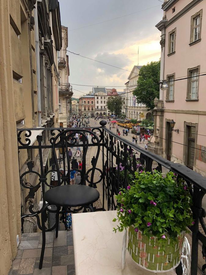 Lux Apartment Ruska Lviv Exterior foto